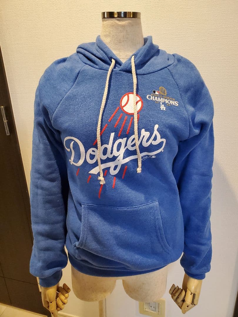 【激レア】大谷翔平 パーカー ドジャース WS優勝記念ver. サイズS MLB