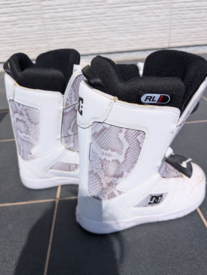 DC W PHASE BOA 2023 スノーボードブーツ(女性用)またはキッズ