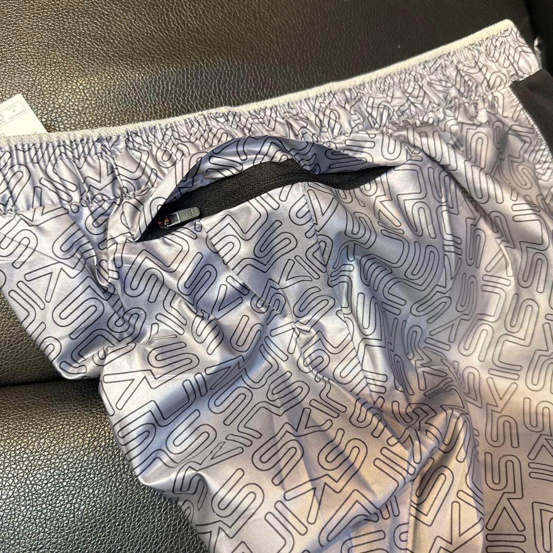 SKINS ランニングパンツ　ゼビオで購入　サイズL 定価の半額出品