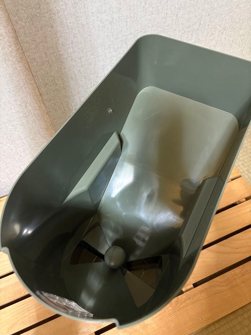 【新品・未使用品】タッパーウェア　ライスディスペンサー　米びつ　計量