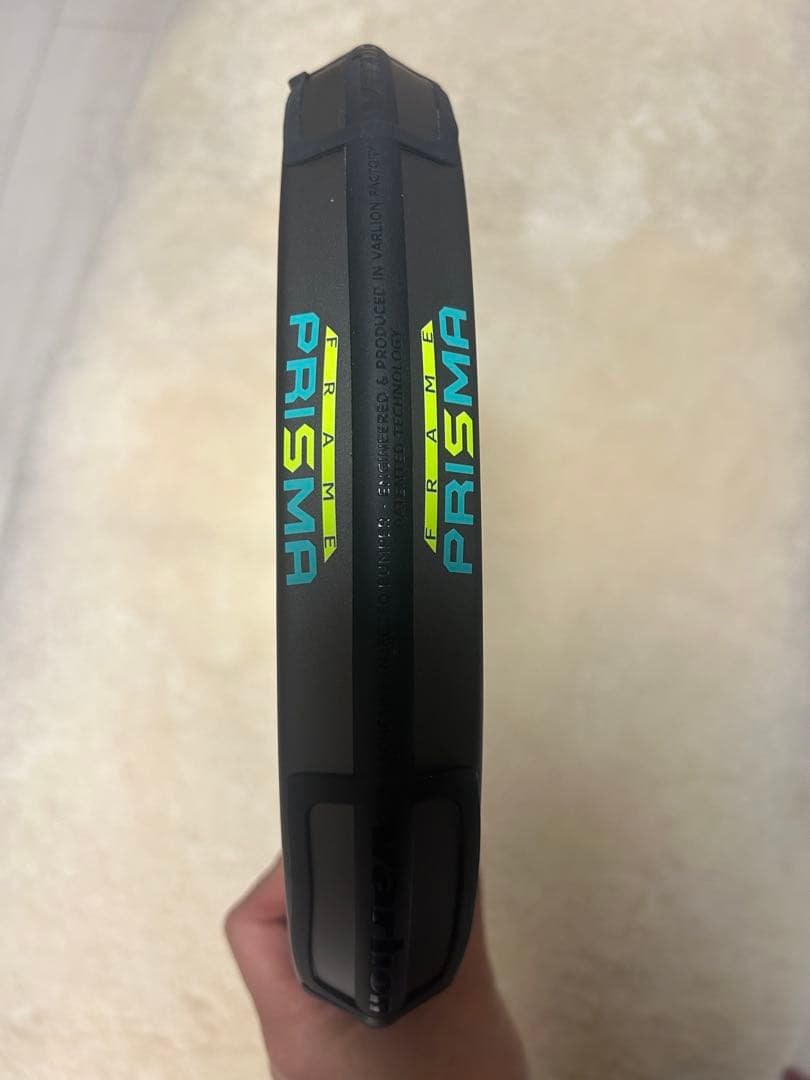 Varlion PRISMA MAXIMAパデルラケット
