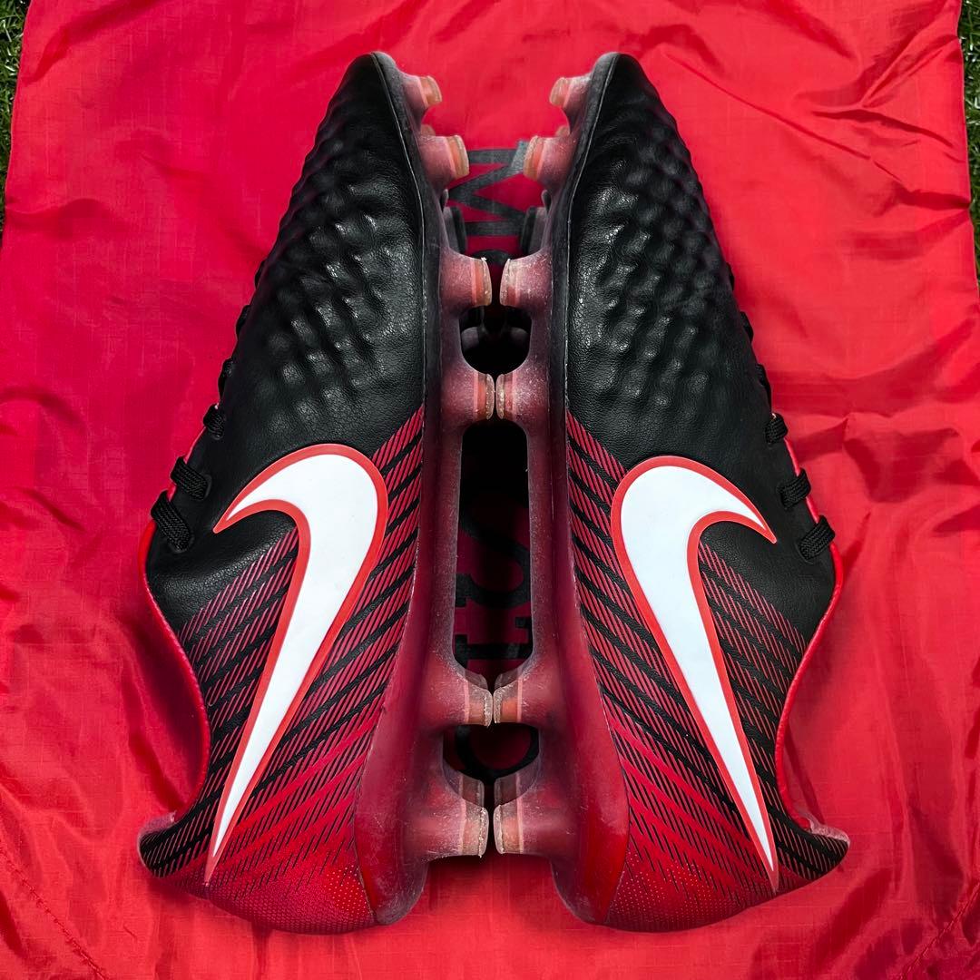 NIKE Magista Opus Ⅱ FG 25cm