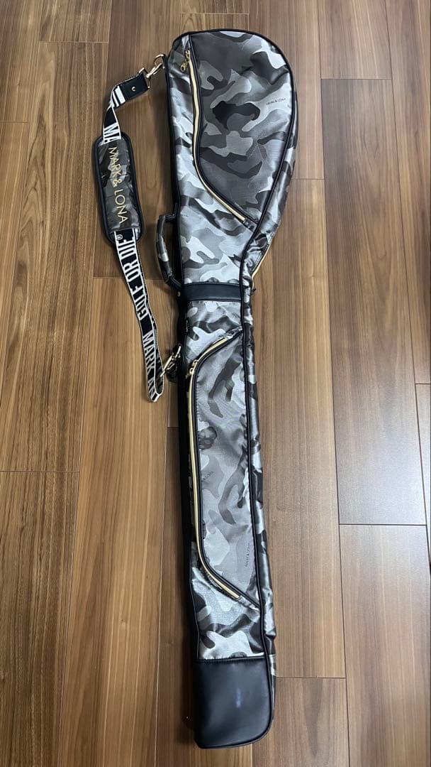 【美品】MARK & LONA ゴルフバッグ