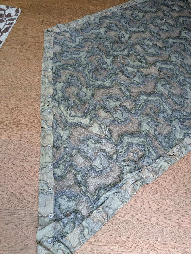 ノルウェー軍幕　カモ2