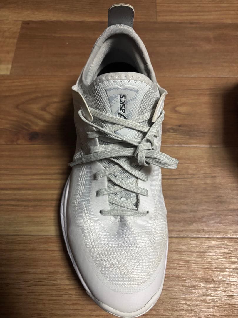 asics バスケットボールシューズ /GLIDE NOVA FF 3 ホワイト