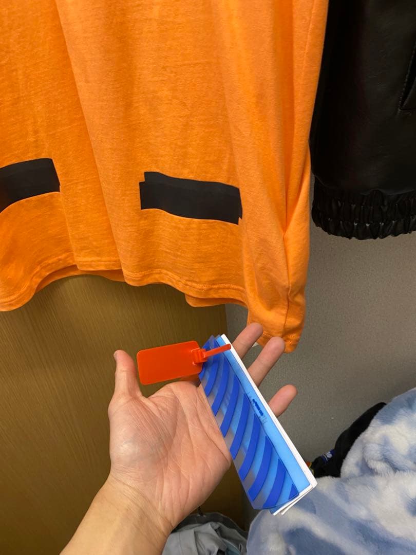 ウェア off-white&champion