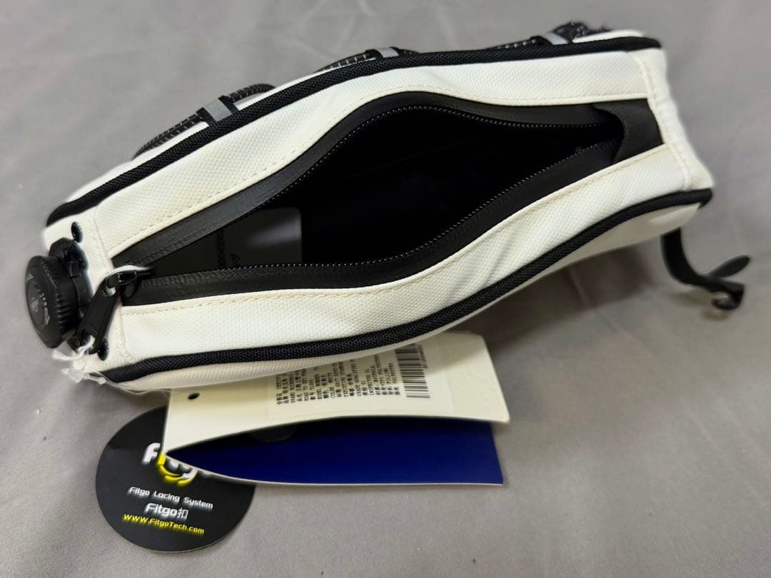新品 ROCKBROS 自転車 フレームバッグ ホワイト防水・大容量・簡単取付