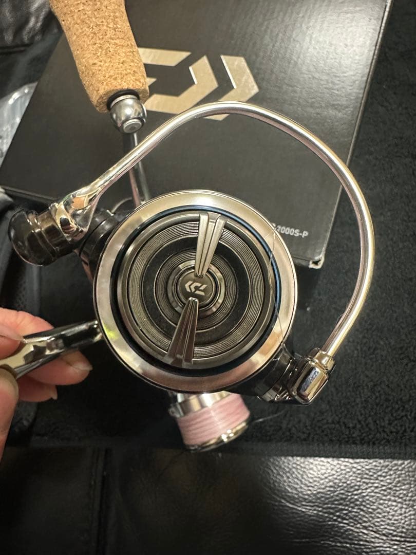 OH済 DAIWA 18イグジスト FC LT 2000S-P
