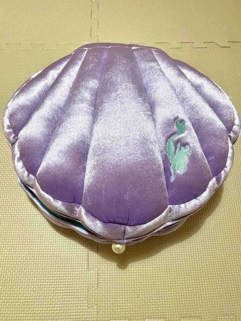 アリエル　貝殻のクッション　貝　ディズニー　リトルマーメイド　新品未使用タグ付き