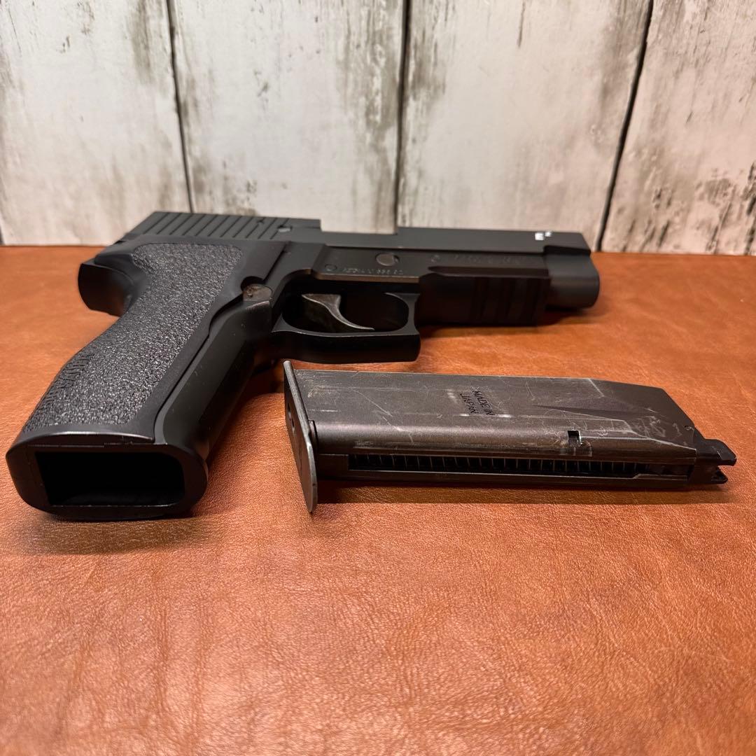 東京マルイ　シグ ザウエル P226 E2