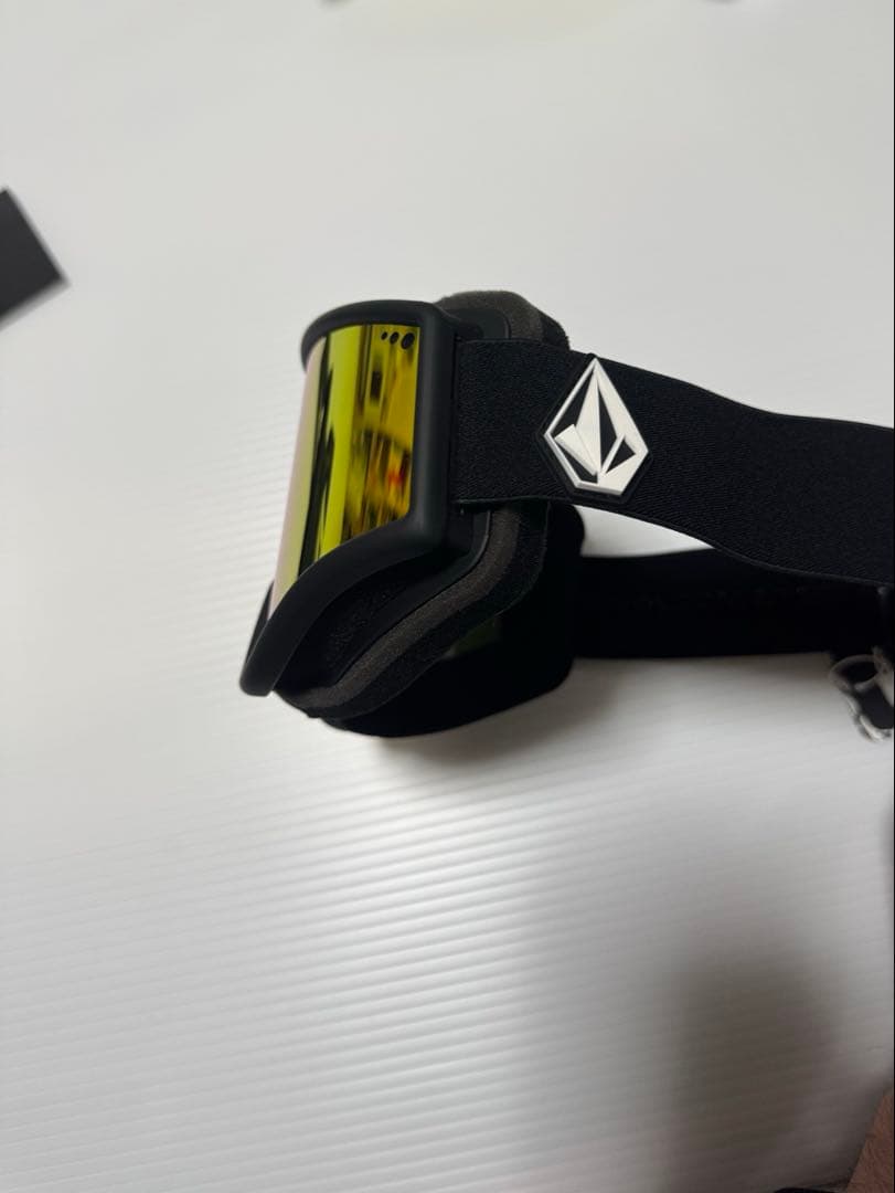 VOLCOM YAE ゴーグル マットブラック/レッドクローム 24-25モデル