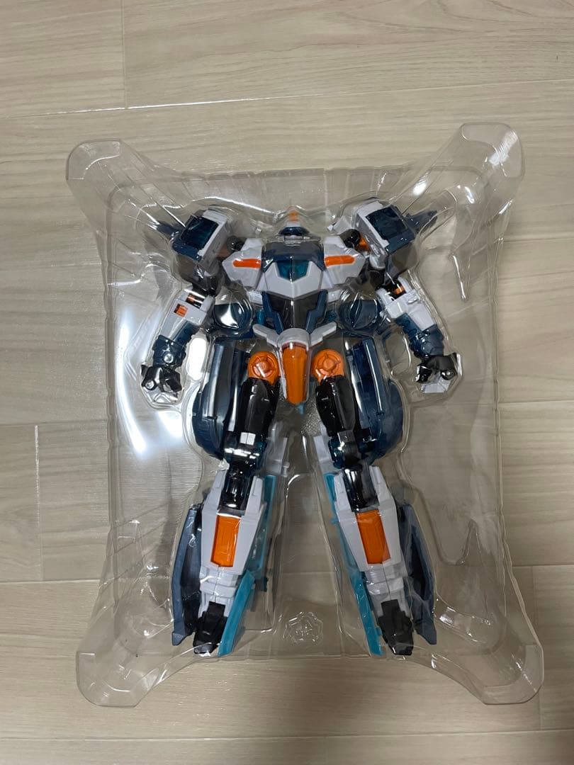 韓国トイ　ミニフォース　ジョーズコップ　ロボットフィギュア　トランスフォーマー