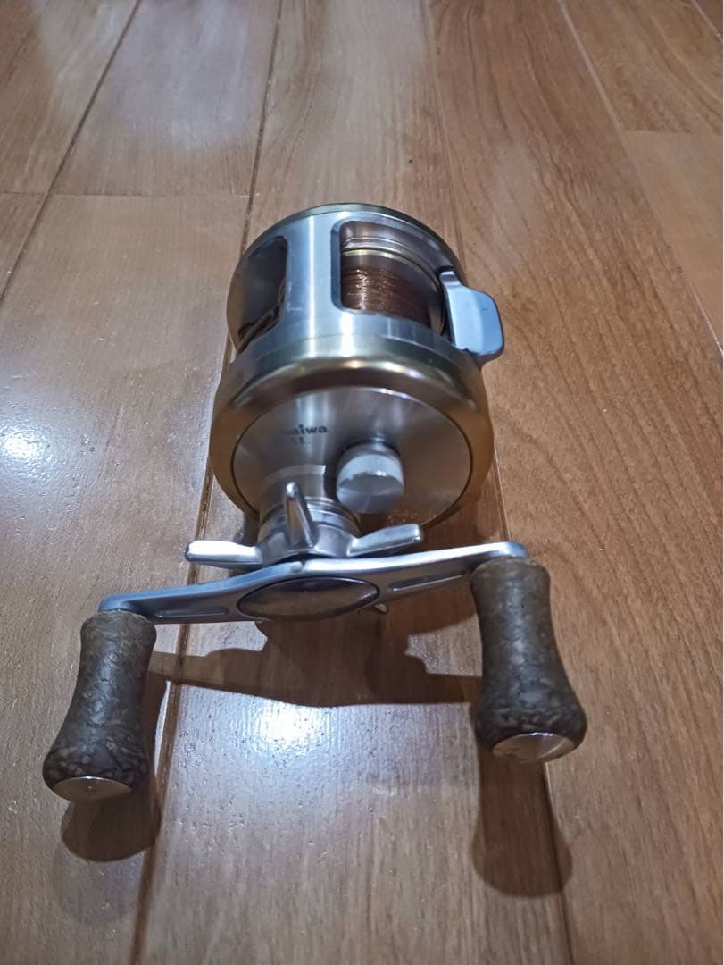 Daiwa ダイワ ミリオネア CV-Z 203L 左巻き