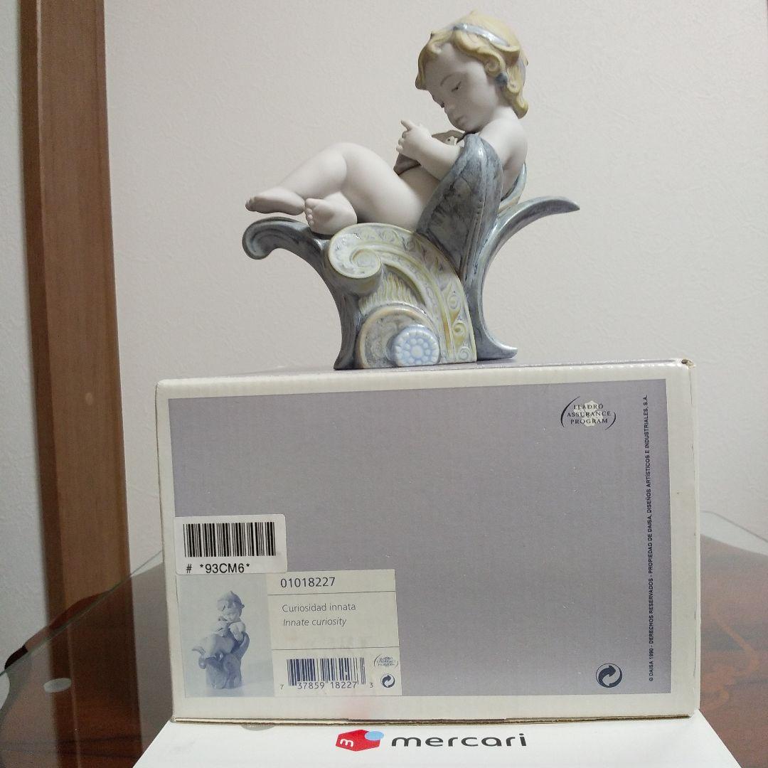 【LLADRO】 リヤドロ インネイト・キュリオシティ No18227