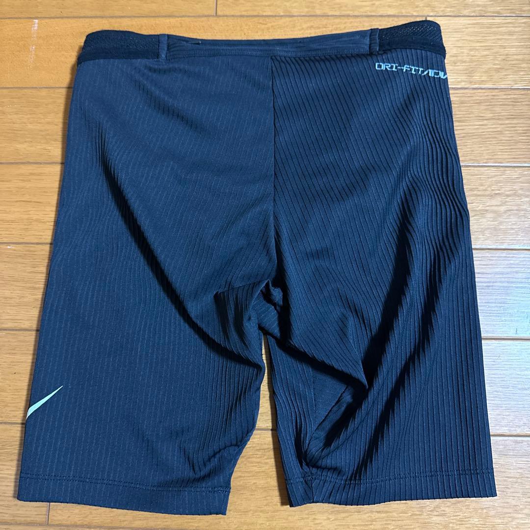 新品未使用 NIKE エアロスイフト ハーフタイツ メンズ S