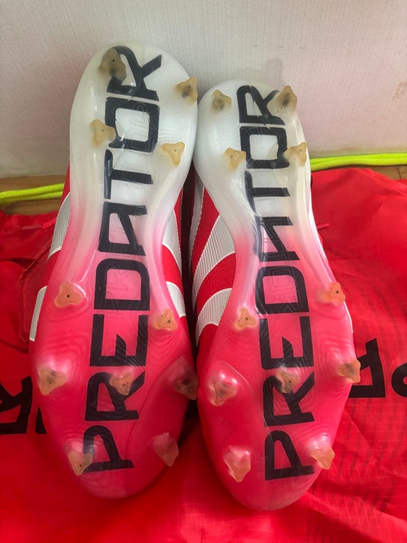 adidas Predator レッド シューズ