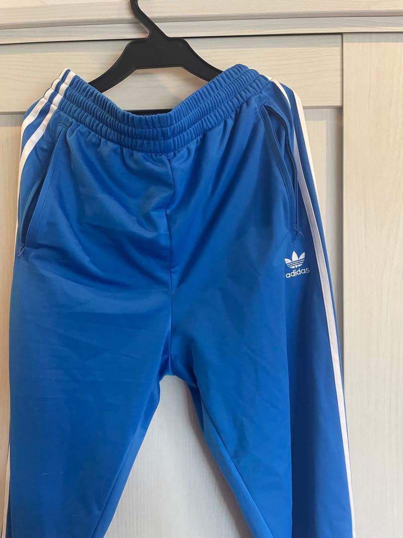 adidas 青 ストライプ トレーニングパンツ