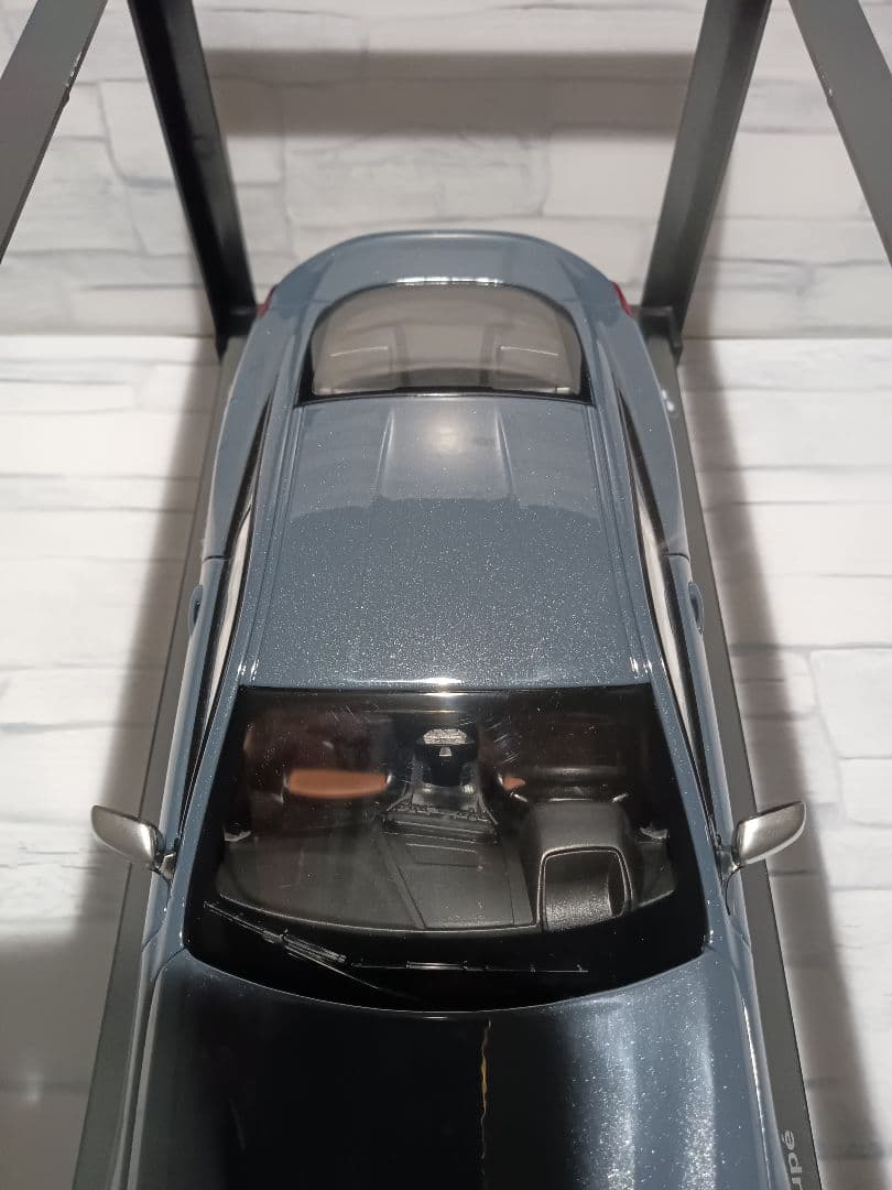 1/18  8シリーズ　クーペ　ディーラー品　ミニカー　ブルーグレー