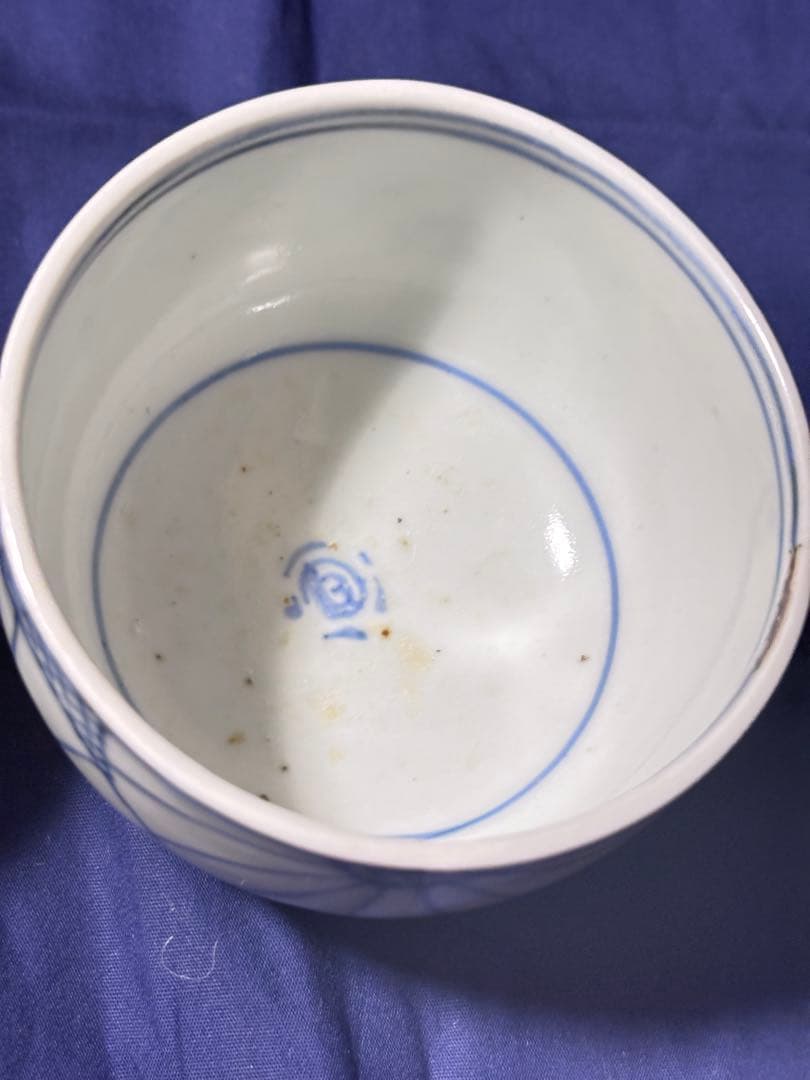 古伊万里　菊文コロ茶碗