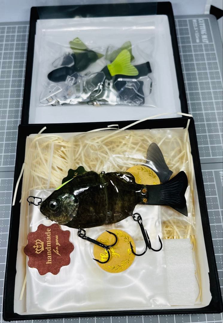 フレッシュベイトルアーズ　ギルロイドミニー　ブルーギル　魚皮