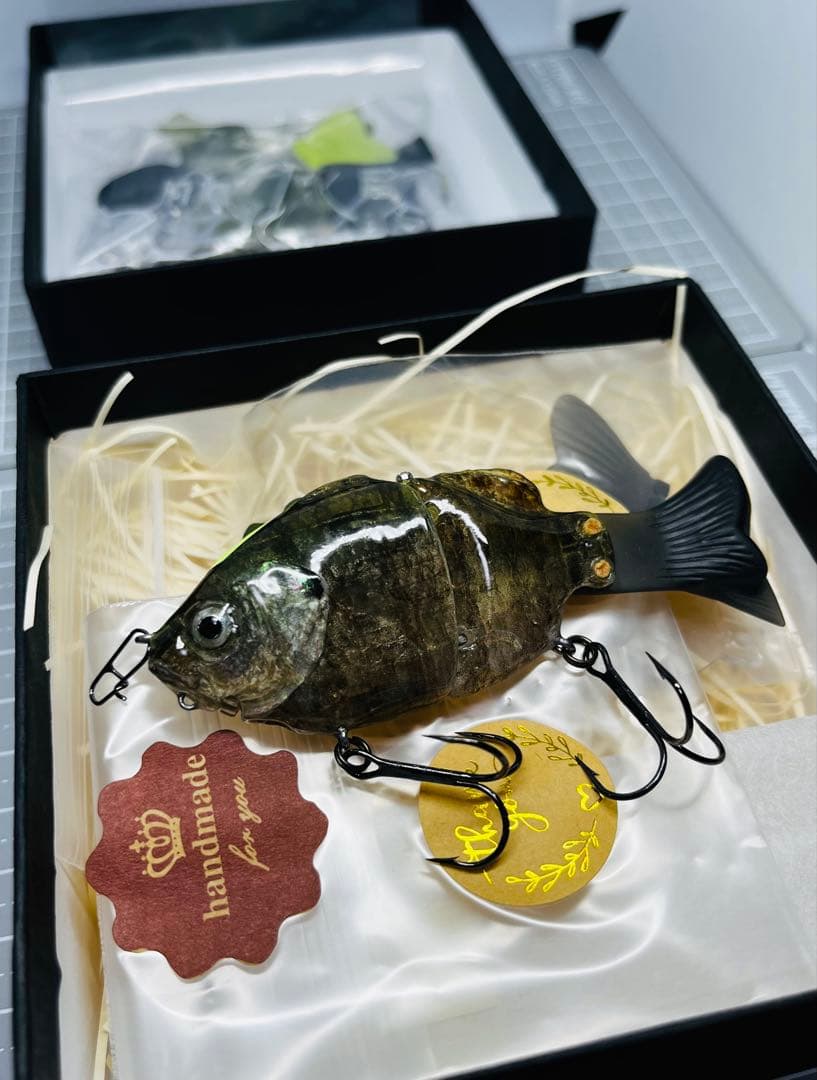 フレッシュベイトルアーズ　ギルロイドミニー　ブルーギル　魚皮
