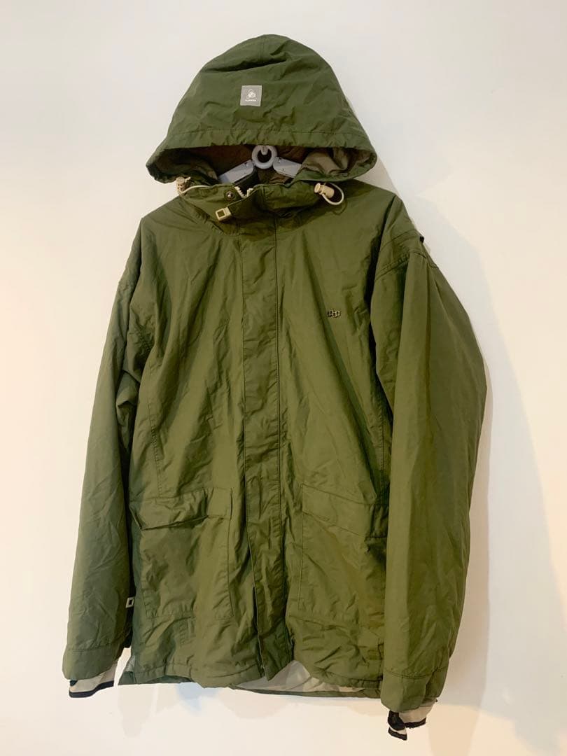 【スノボジャケット】foursquareフォースクウェア（定価4万円程）私服利用