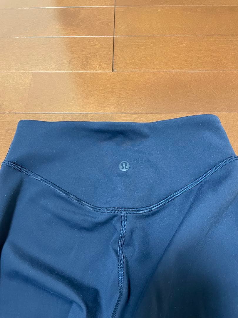 Lululemon ネイビー レギンス