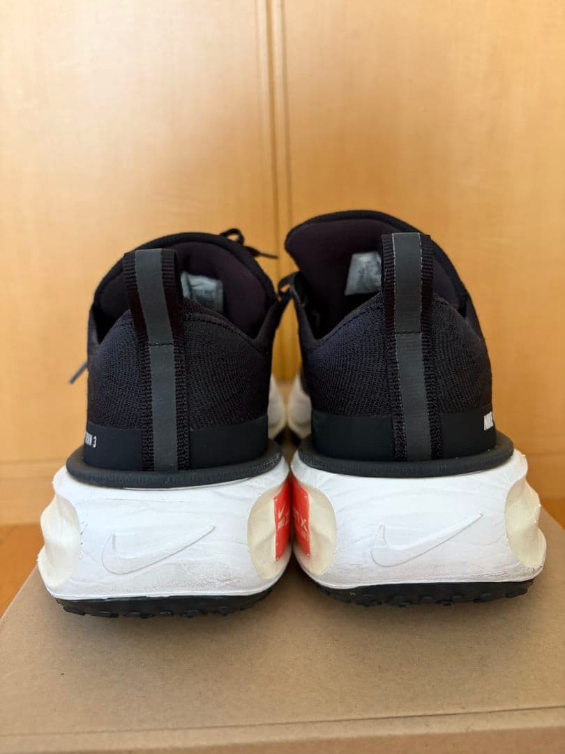Nike ナイキ インヴィンシブル3 27cm