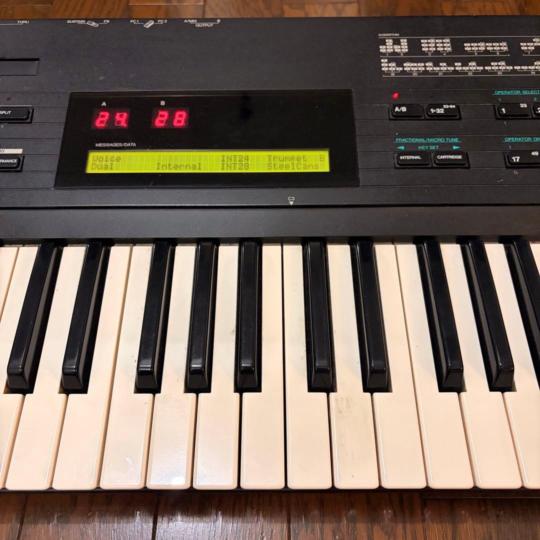 YAMAHA DX7 ll FD ＋ ハードケース （明日まで予定）
