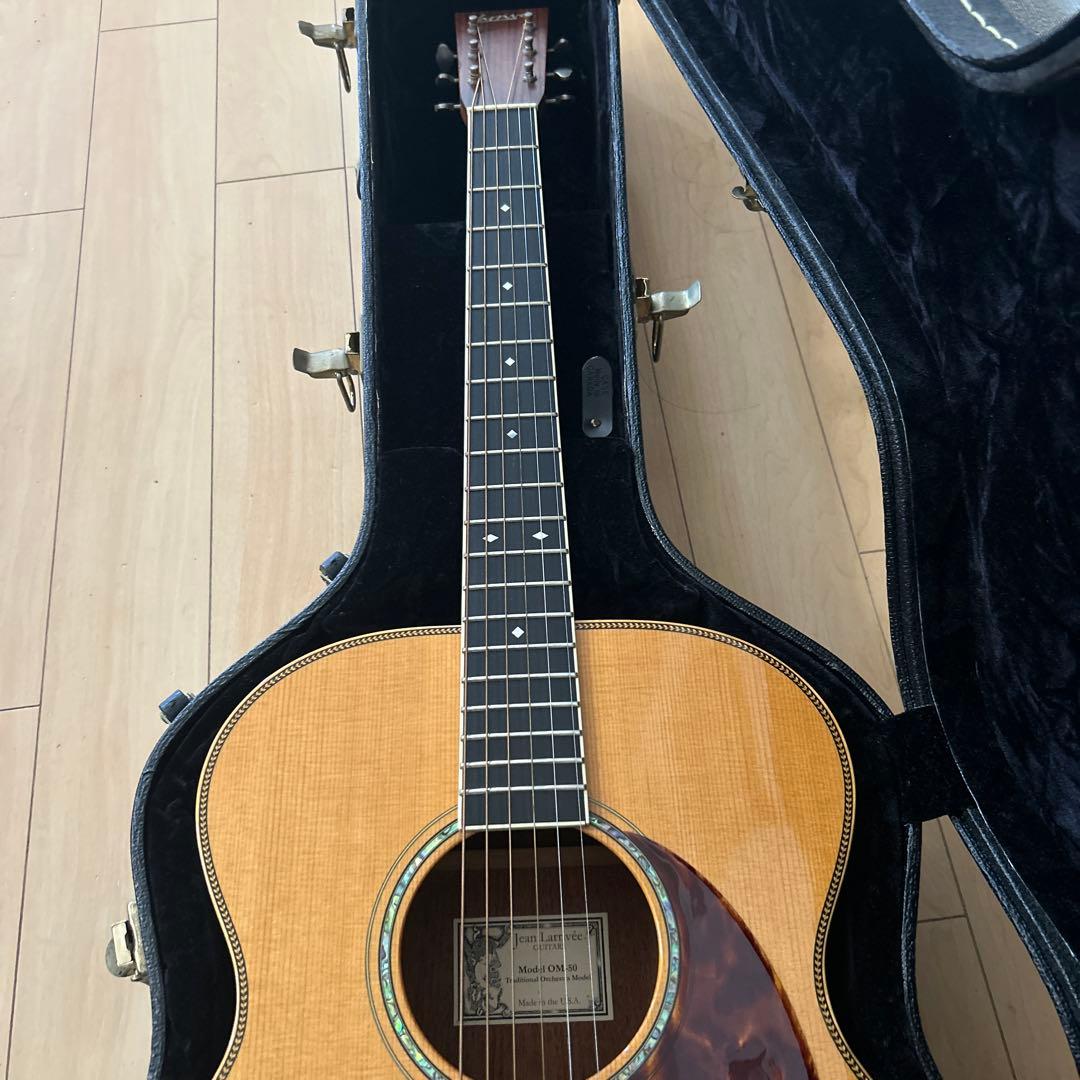 Larrivée OM-50 アコースティックギター ケース付き