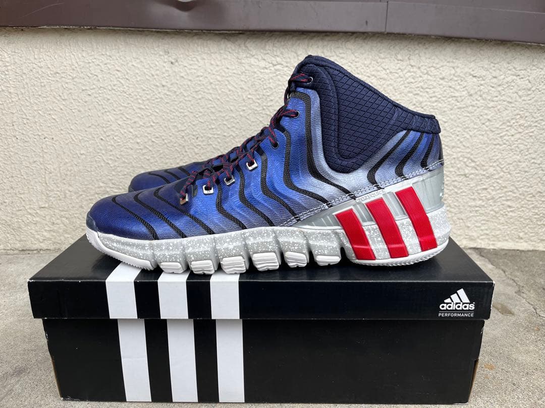 新品未使用 adidas crazyquick 2バッシュ スニーカー 32cm