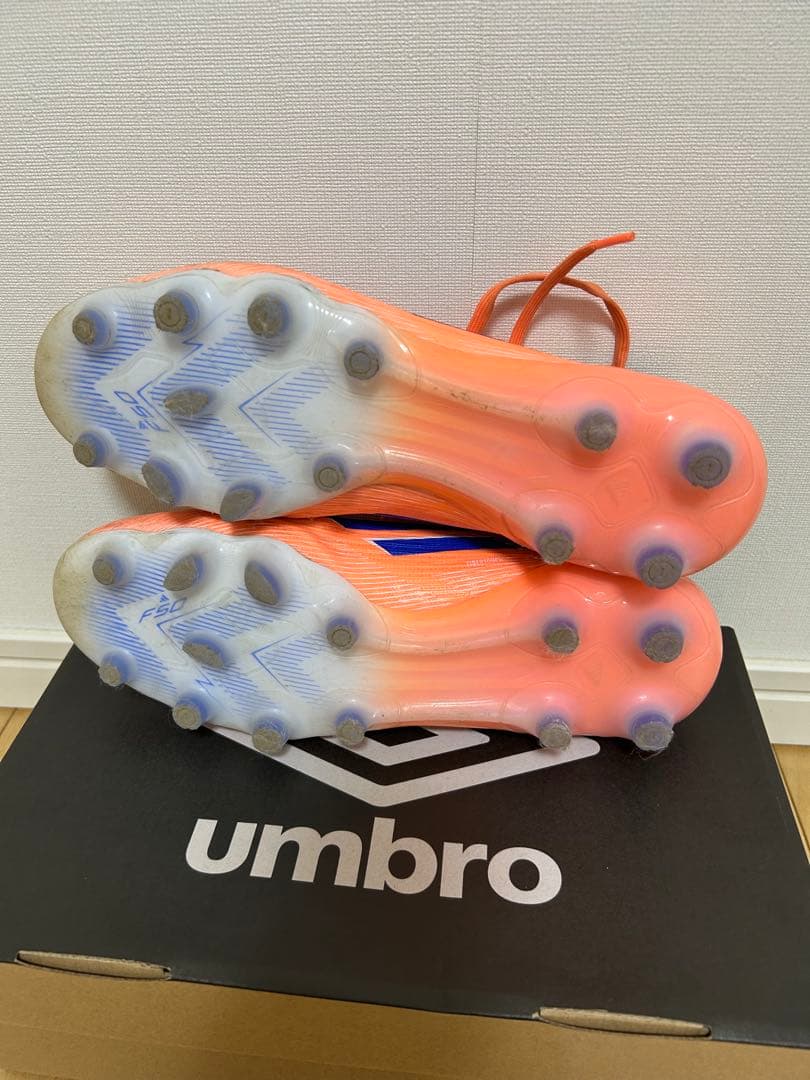 adidas F50 pro　サッカースパイク　人気カラー　アディダスF50プロ
