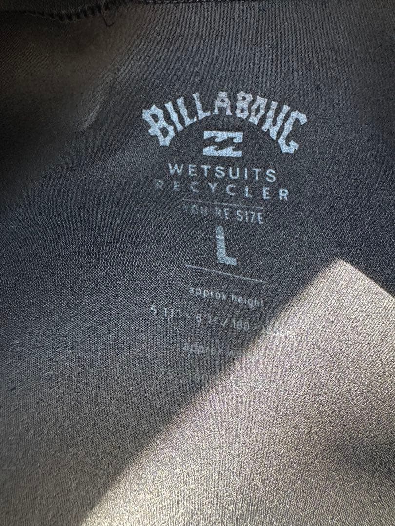 本日のみの値下げ！BILLABONG フルジップ タッパー ブラック