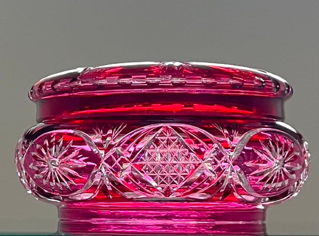 Baccarat バカラ/※刻印有 紅色被せ装飾　蓋物 大型　極稀少