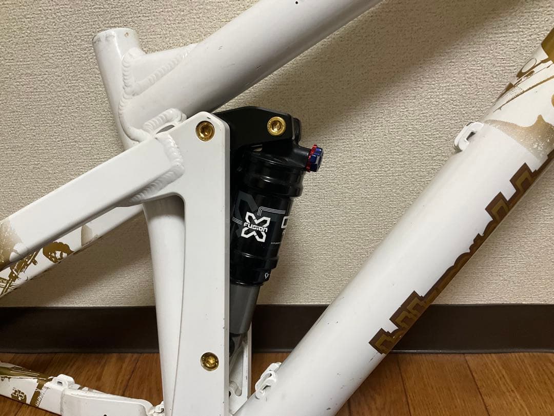 BLKMRKT KILLswitch ブラックマーケット キルスイッチ フレーム
