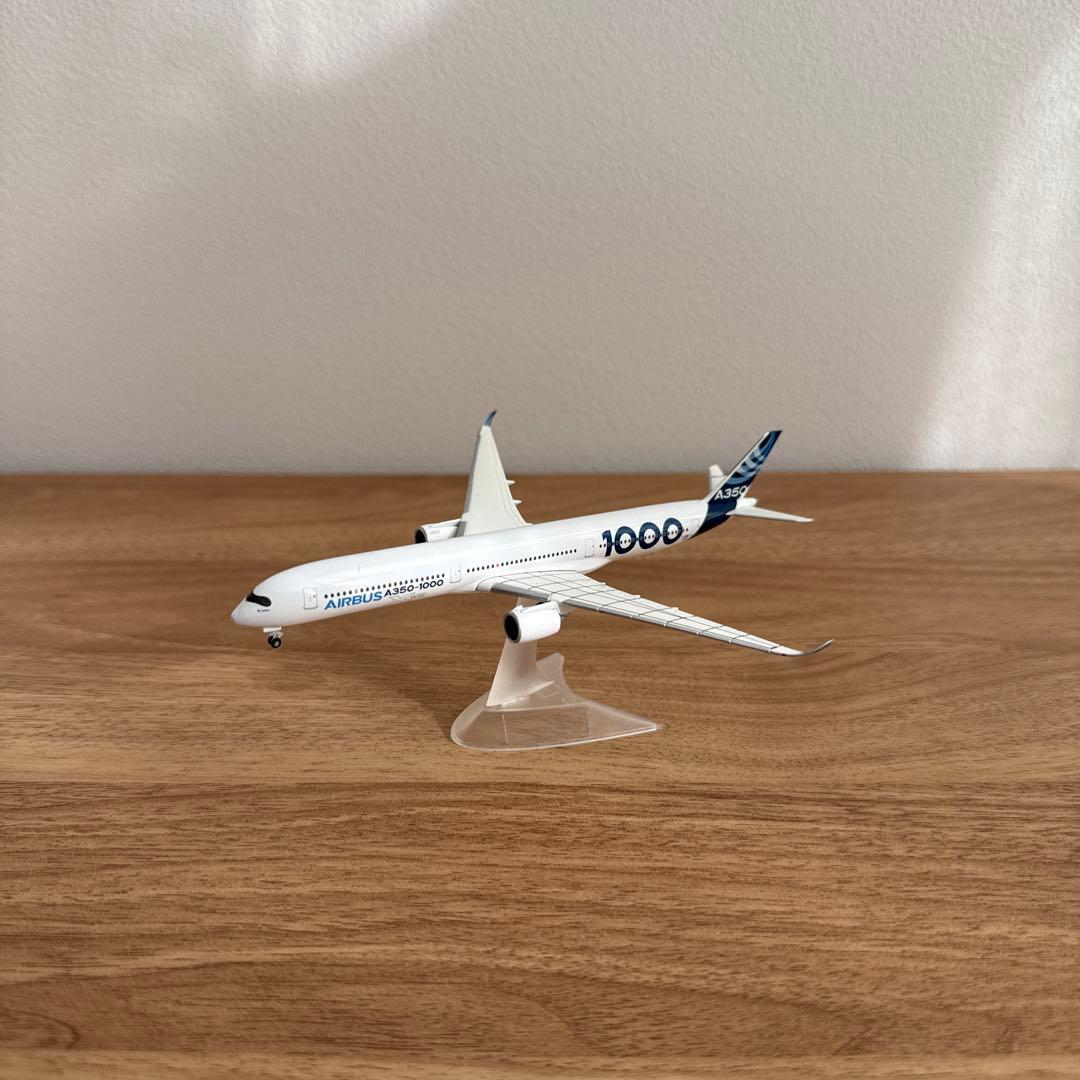 Herpa wings Airbus A350-1000 スタンド付 1/500