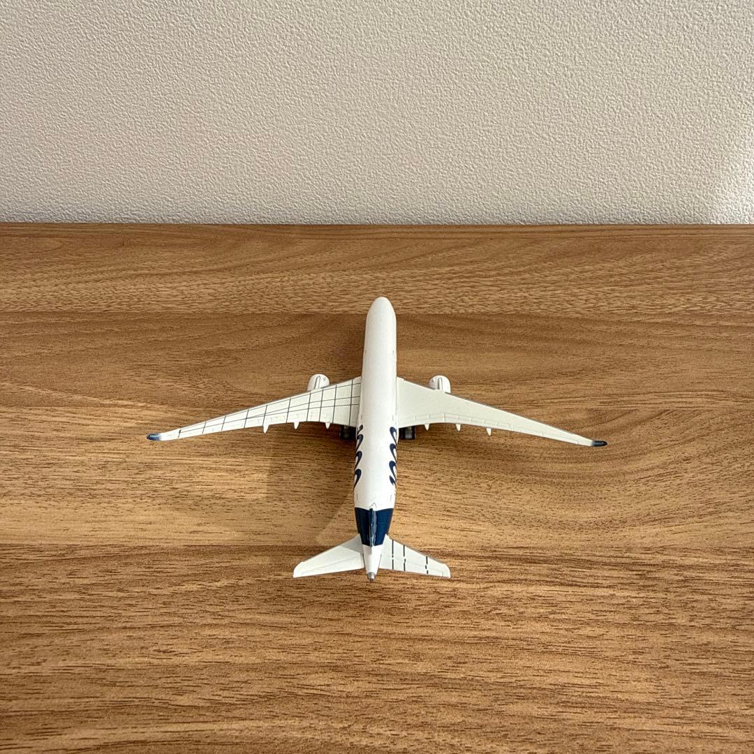 Herpa wings Airbus A350-1000 スタンド付 1/500