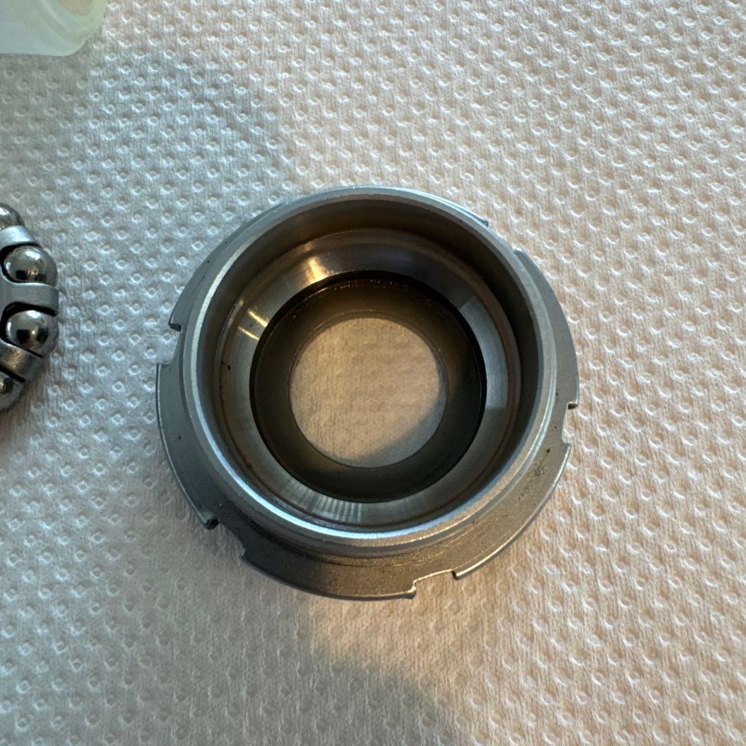 sugino75 bb ピスト 競輪 njs ボトムブラケット