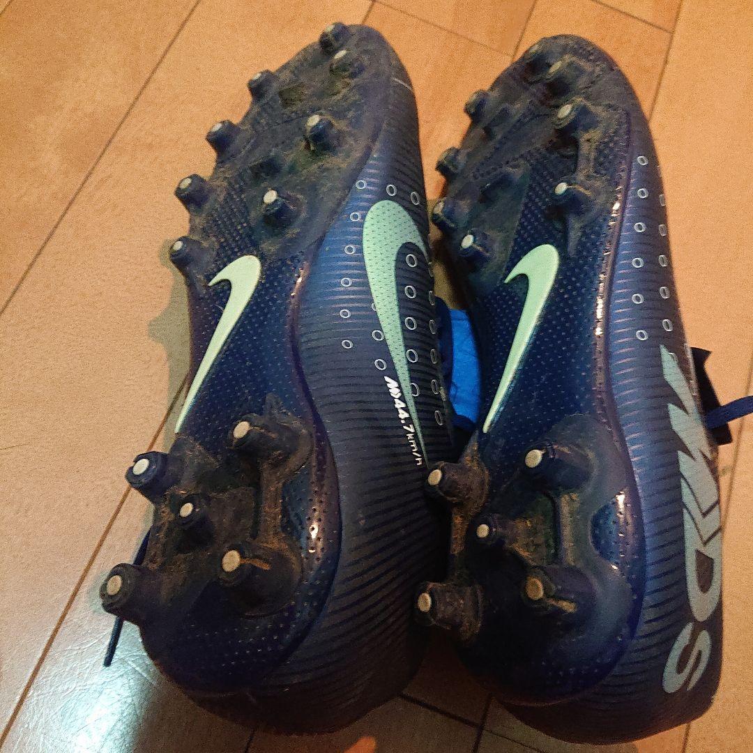 ナイキサッカーシューズMDS