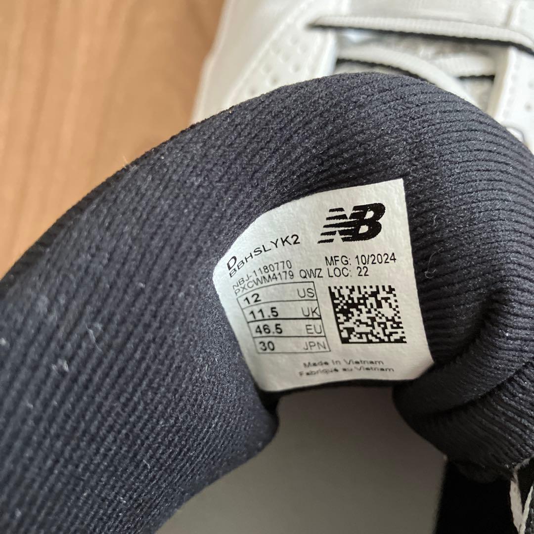 【美品】ニューバランス　HESI LOW V2 30センチ