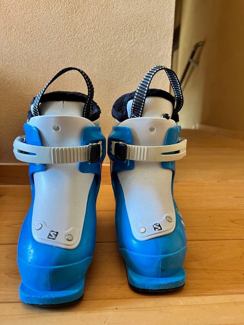 Rossignol 子ども用スキー板とブーツセット