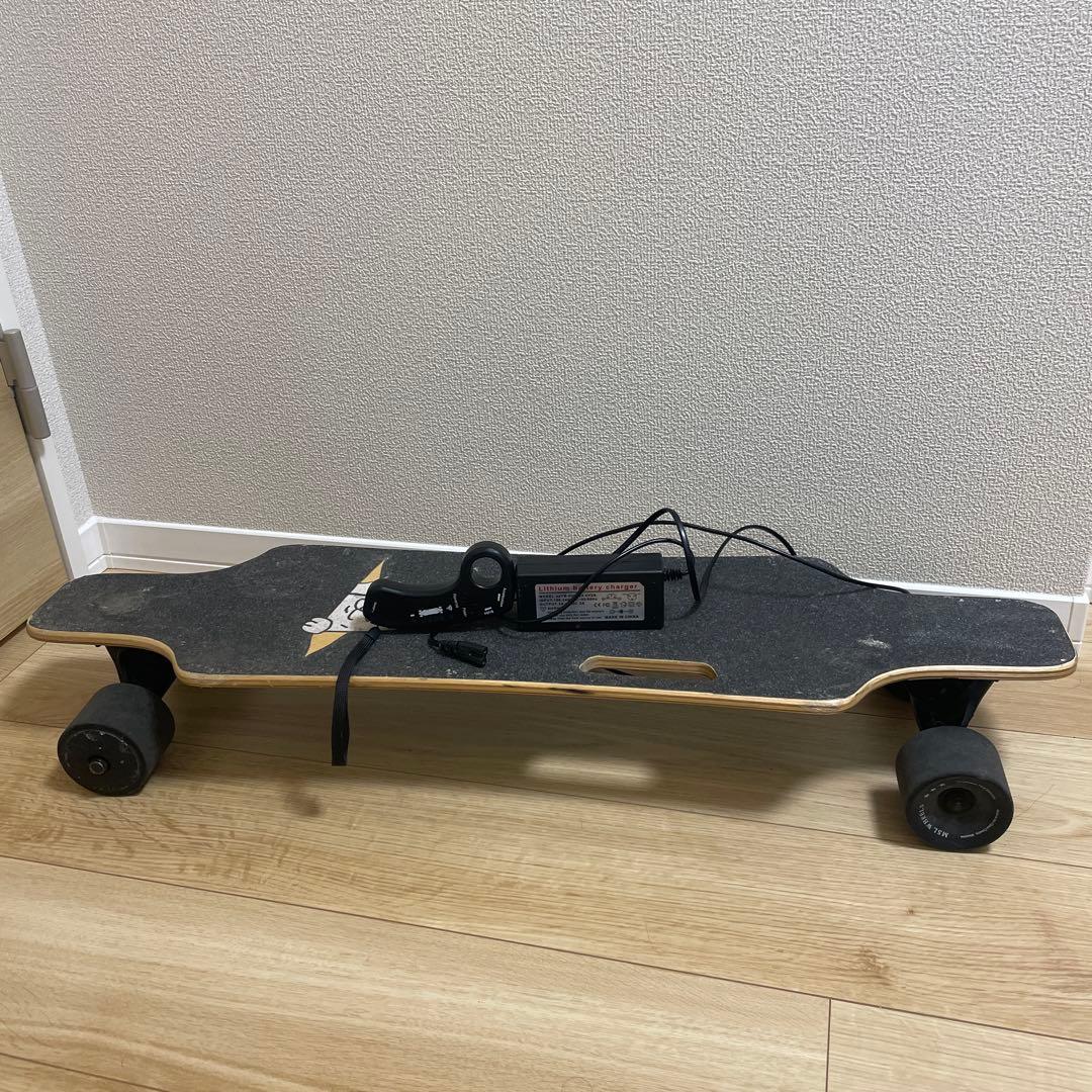 Skateboard スケートボード ワイヤレスリモートコントロール付き。