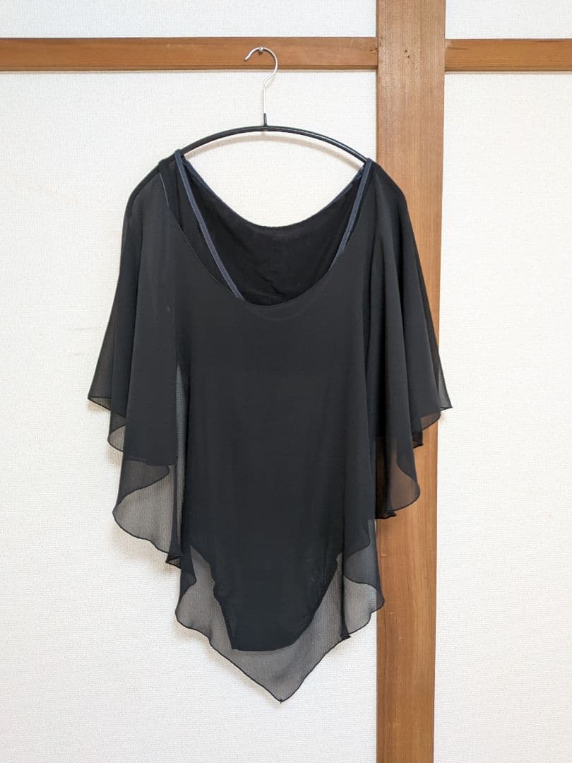 黒 花柄プリント レッスンウェア
