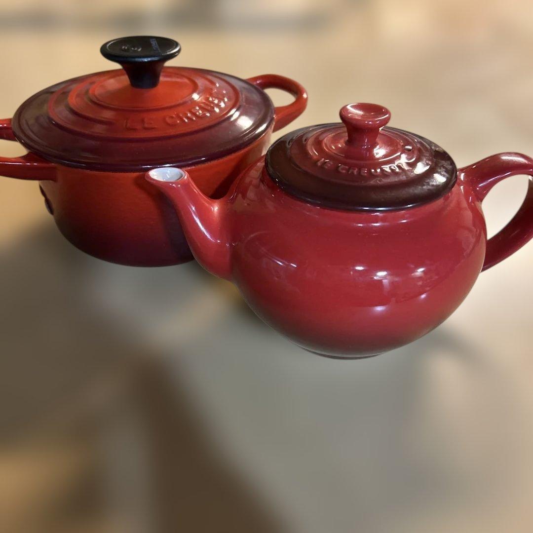 LE CREUSET 14型 両手鍋 ストーンウェア製ティーポット陶器セット