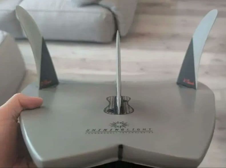 美品　G-Skate（ジースケート） 5'6シャイニングライトフィン付：送料込み