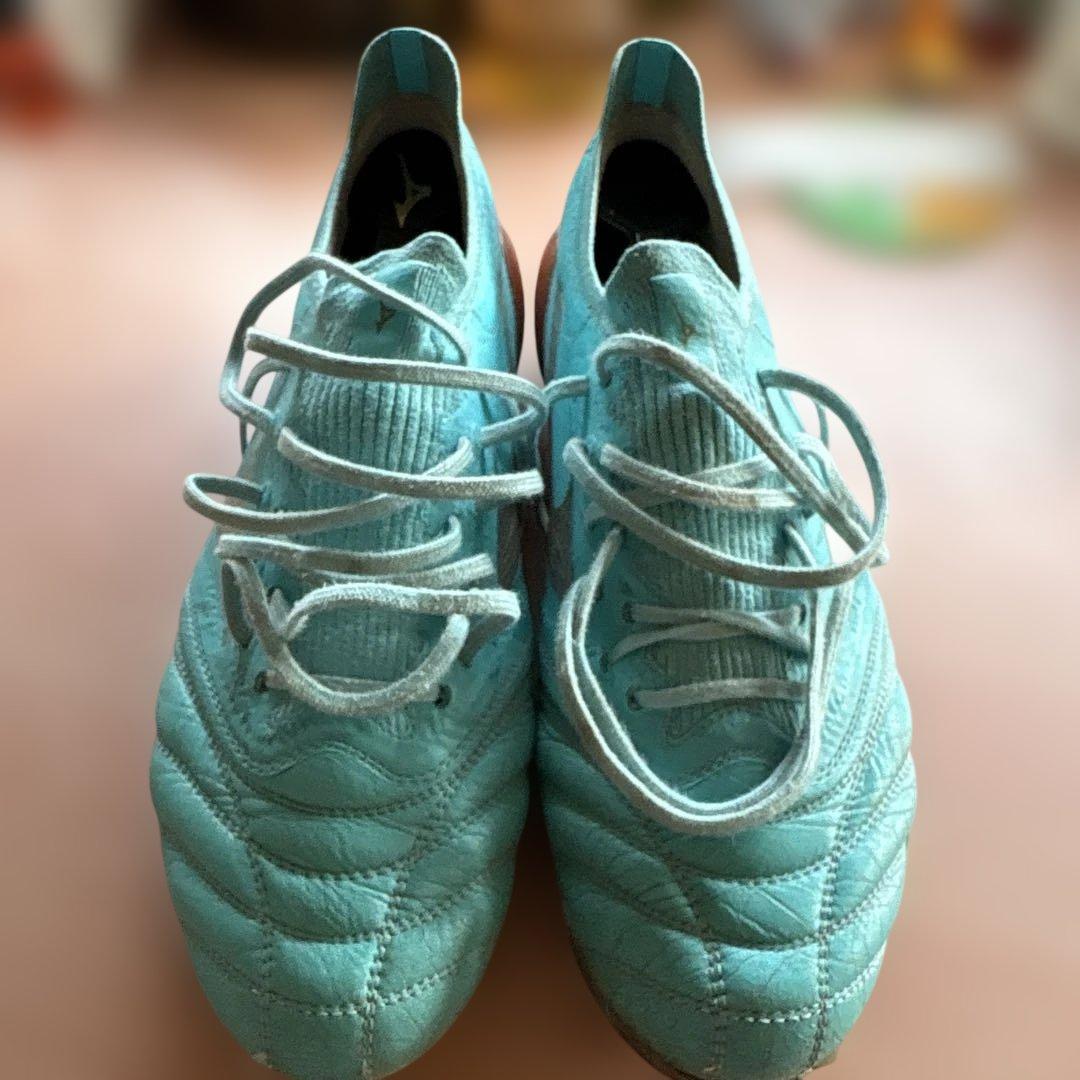 MORELIA NEO ベータアクアブルー スパイクシューズ