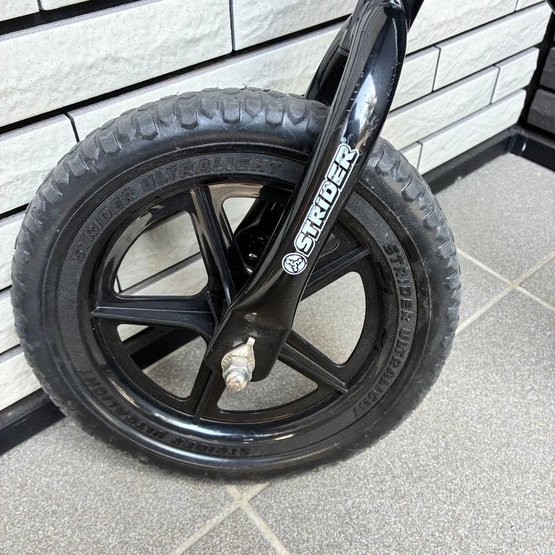 STRIDER ストライダー 12 スポーツモデル　バランスバイク