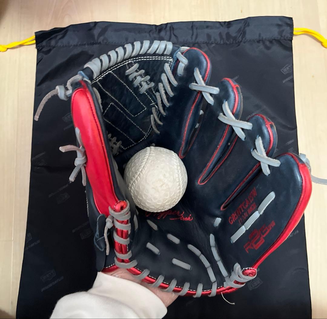 Rawlings 軟式グローブ 右投げ 黒赤　最終値下げ‼️