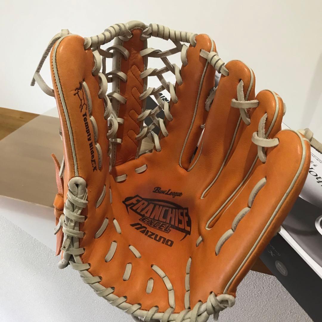 美品 ミズノ 軟式野球 ビューリーグ 小指部分2本入れ 外野手用グローブ