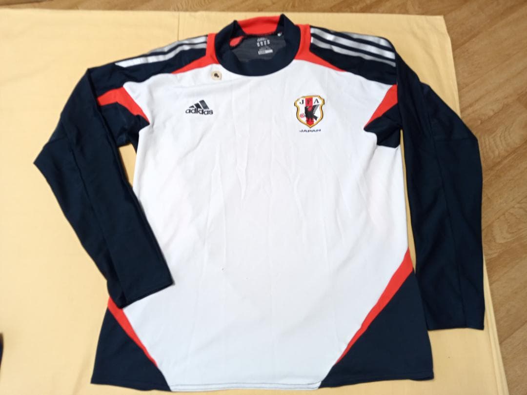 FIFA　ユニフォーム、パンツ　選手支給品　４点セット　　サイズXO JAPAN